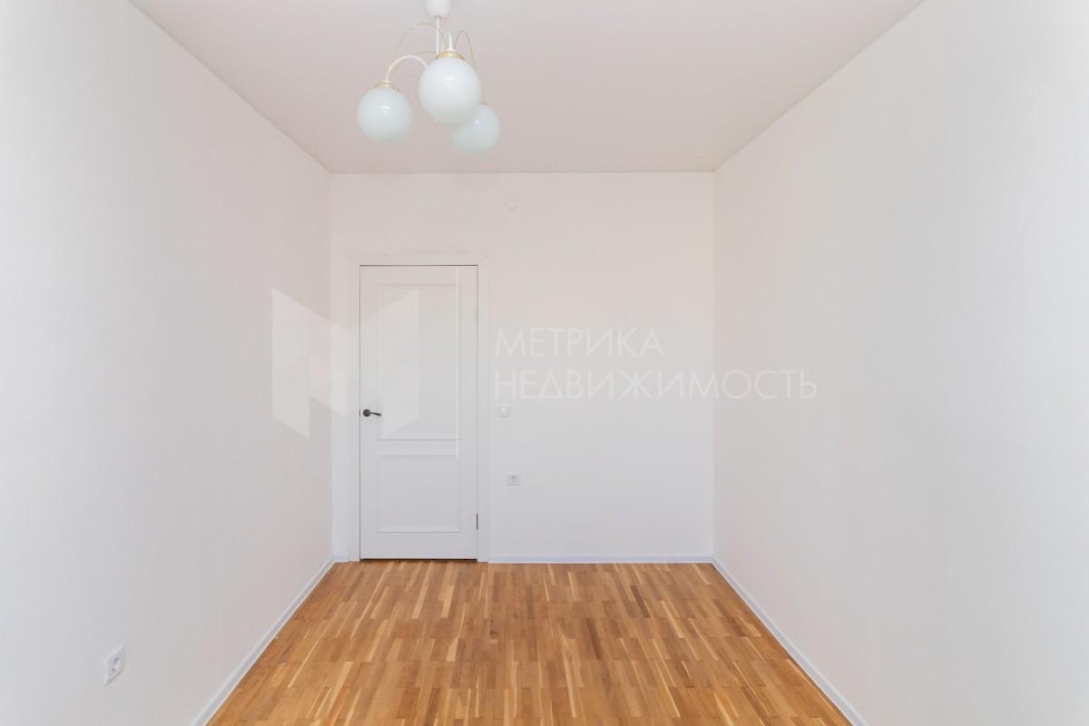квартира г Тюмень ул Володарского 9/1 фото 12