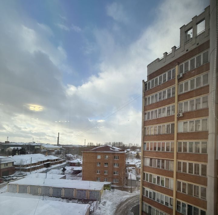 квартира г Омск р-н Центральный ул 20-я Амурская 53 пос. Амурский фото 28