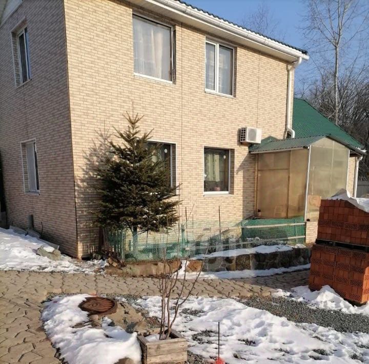 дом г Владивосток р-н Советский ул Сахарный Ключ 5л фото 1