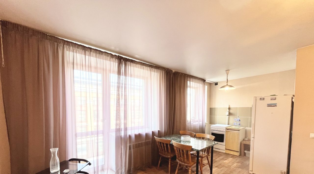 квартира г Омск р-н Центральный пр-кт Карла Маркса 34 фото 1