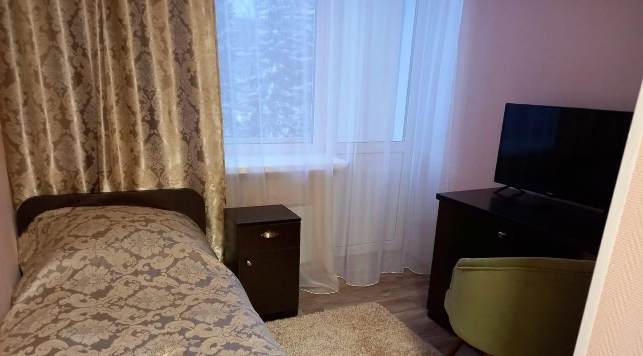 комната г Междуреченск ул Чульжан 124 фото 1