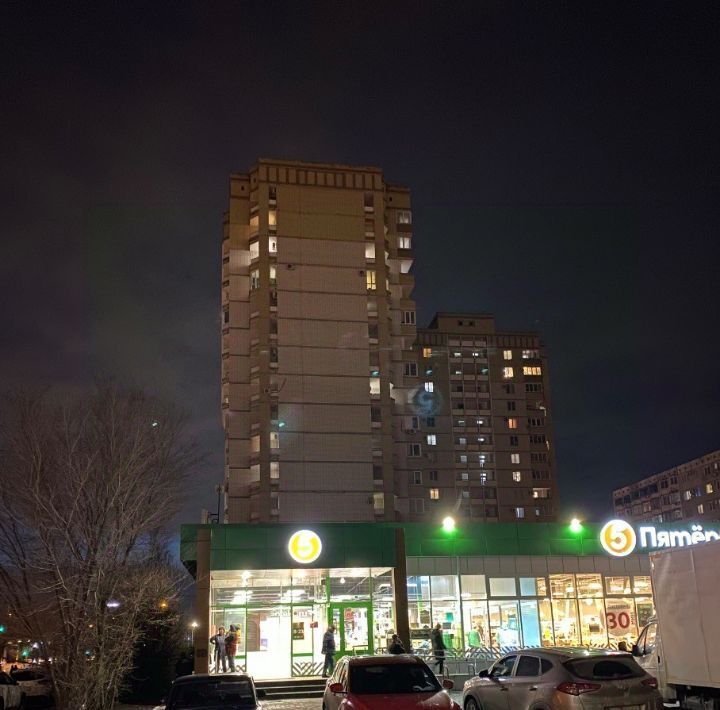 квартира г Волгоград р-н Тракторозаводский ул им. Кропоткина 1а фото 17