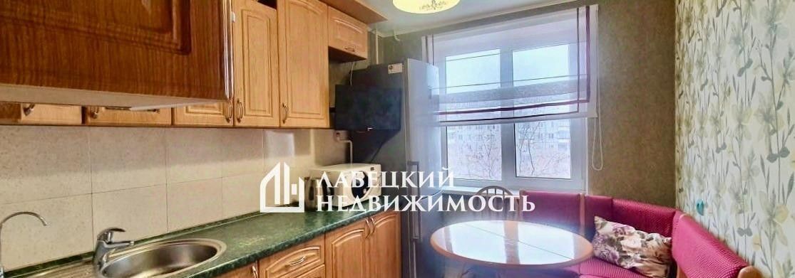 квартира г Магнитогорск р-н Орджоникидзевский ул 50-летия Магнитки 52 фото 4