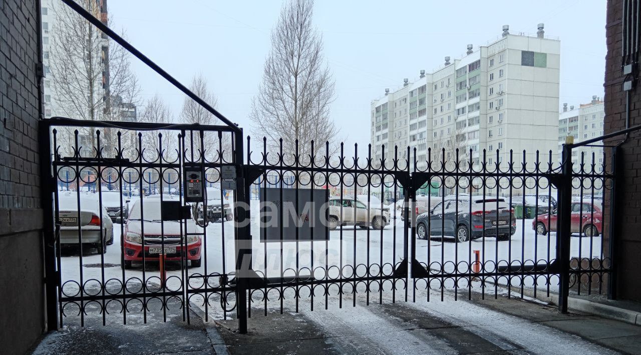 квартира г Челябинск р-н Центральный ул Братьев Кашириных 156 фото 25