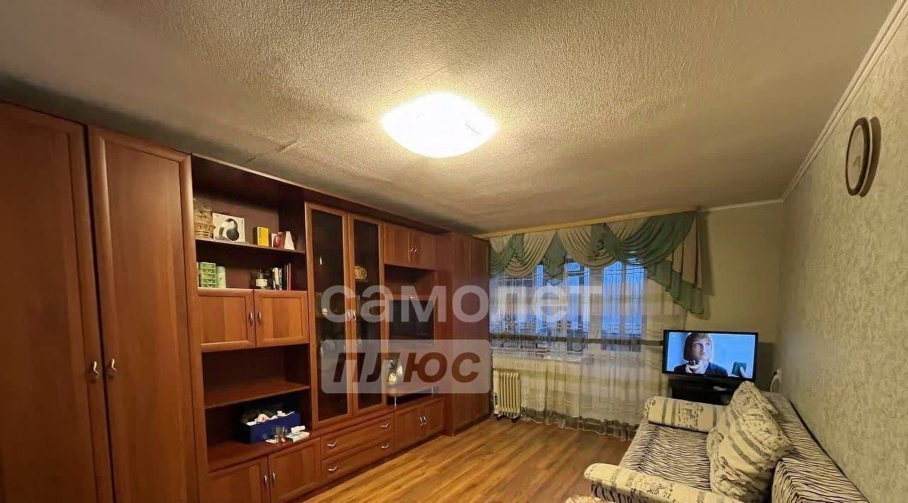 квартира г Липецк р-н Октябрьский 15-й микрорайон 4/2 фото 2