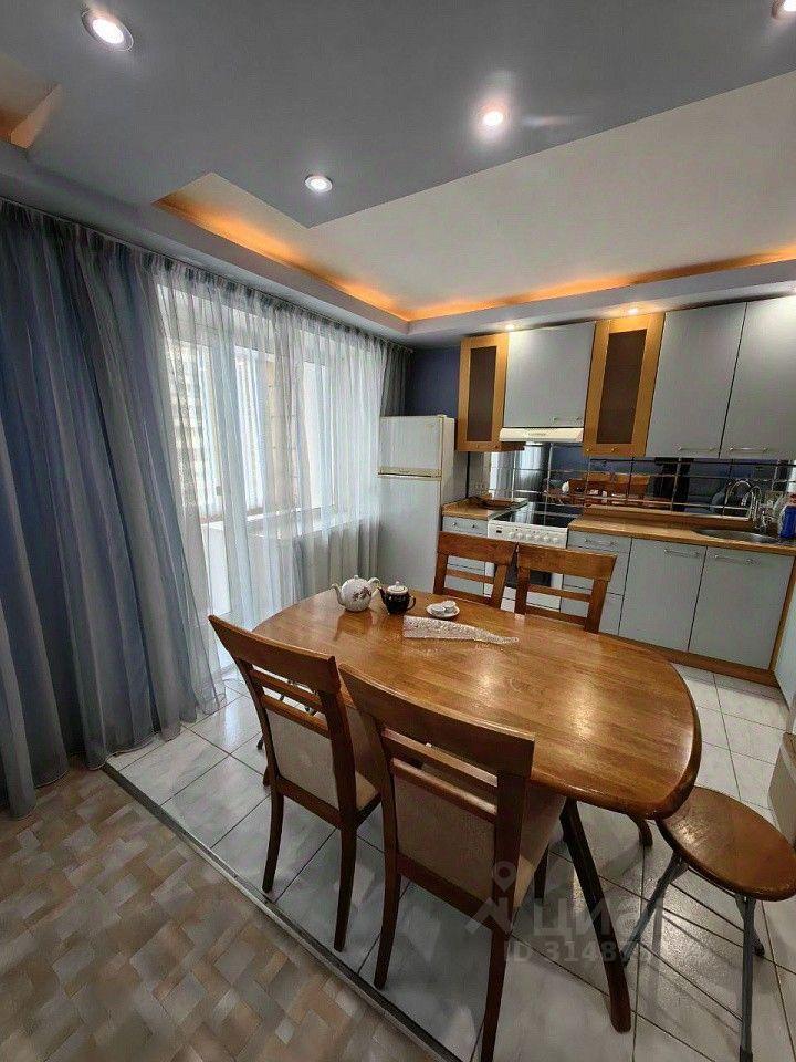 квартира г Новосибирск р-н Калининский Снегири ул Курчатова 7/6 фото 2