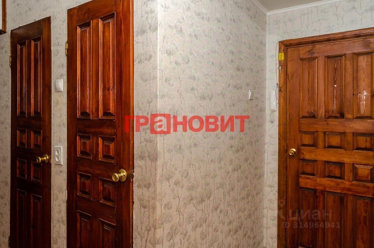 квартира г Новосибирск р-н Дзержинский ул Кошурникова 49 фото 25