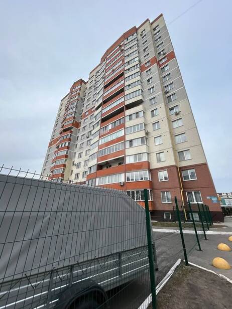 квартира г Брянск р-н Советский ул Романа Брянского 12а фото 1