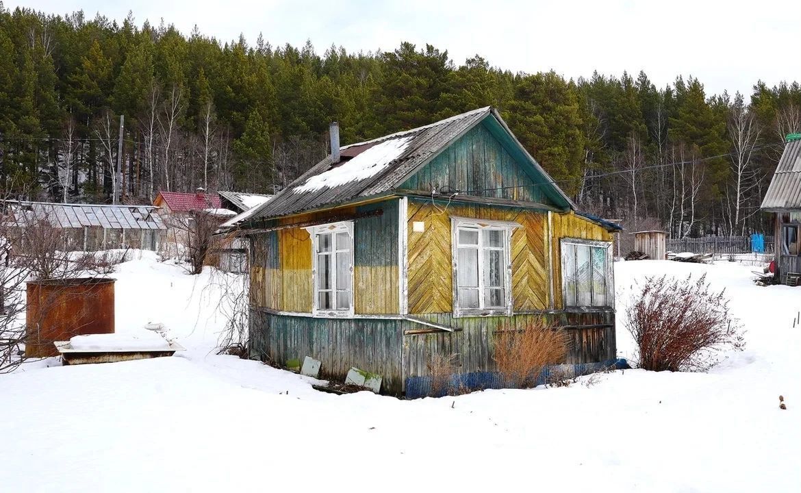 дом г Верхний Уфалей Верхнеуфалейский г. о., сад Никельщик фото 1
