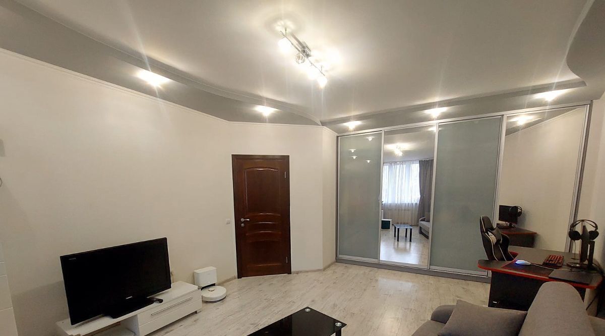 квартира г Калининград р-н Ленинградский ул Гайдара 122 фото 1