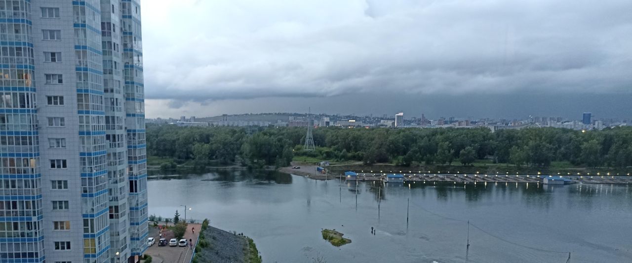 квартира г Красноярск р-н Свердловский ул Судостроительная 175 фото 3