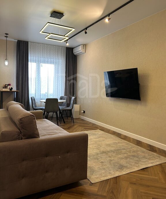 квартира г Красноярск р-н Свердловский наб Южная 14 фото 2