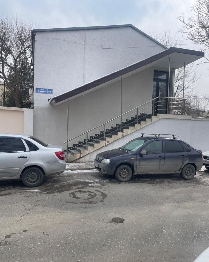 гараж г Махачкала ул Коркмасова 1 р-н Советский фото 9