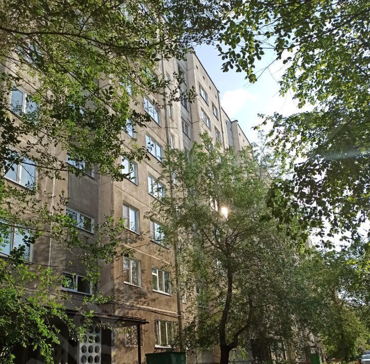 квартира г Красноярск р-н Свердловский ул Парашютная 70а фото 1