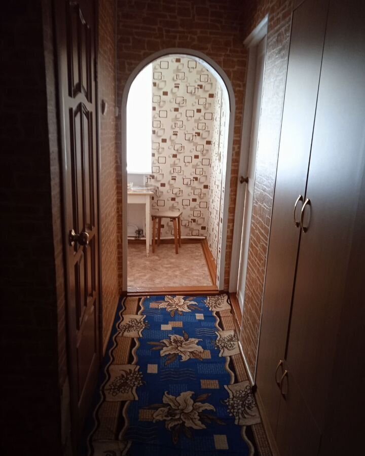 квартира р-н Тарский г Тара ул Клименко 9 Тарское городское поселение фото 2