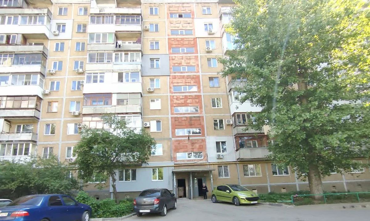 квартира г Саратов р-н Ленинский ул Топольчанская 3а фото 3