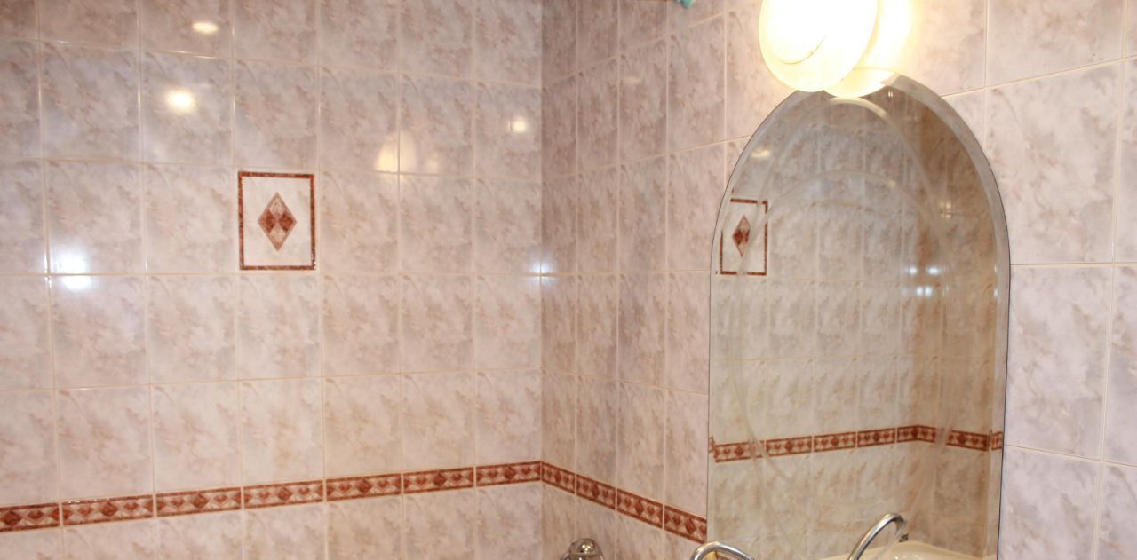 квартира г Саратов р-н Волжский ул Усть-Курдюмская 7а фото 15