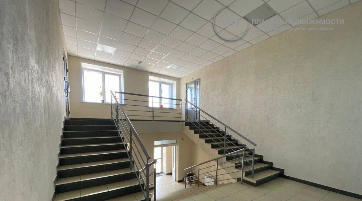 офис г Омск р-н Центральный ул 10 лет Октября 208а фото 2