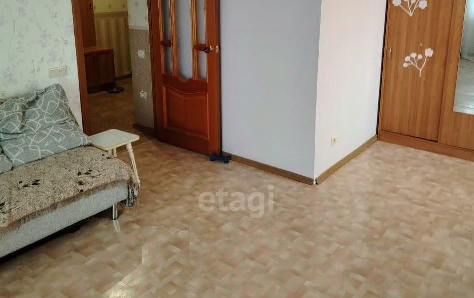 квартира г Волгоград р-н Дзержинский ул Космонавтов 39 фото 4