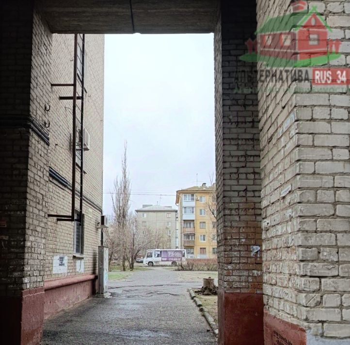 квартира г Волгоград р-н Тракторозаводский ул им. Дзержинского 38 фото 31