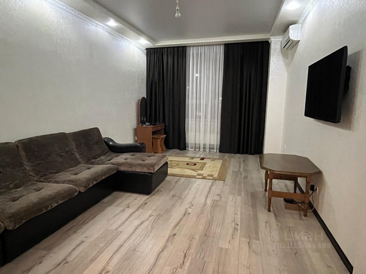 квартира г Краснодар р-н Прикубанский ул им. Архитектора Петина 18/2 фото 2
