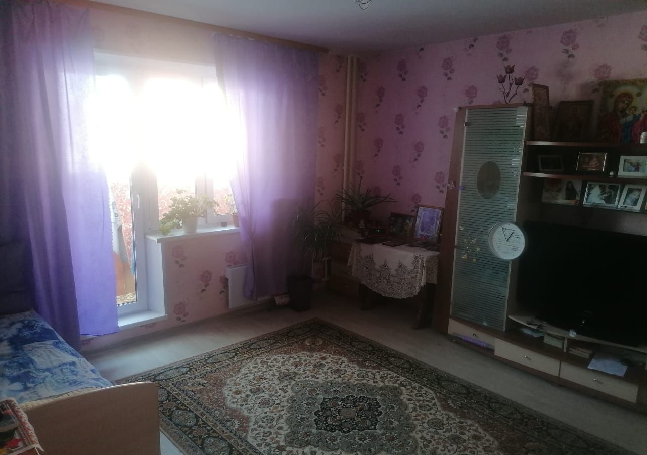 квартира г Каменск-Уральский Красногорский б-р Комсомольский 33 фото 3