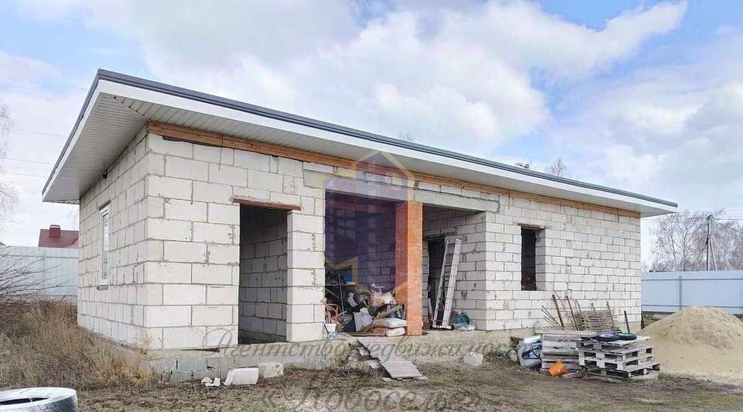 дом г Старый Оскол ул Бекетовская фото 1