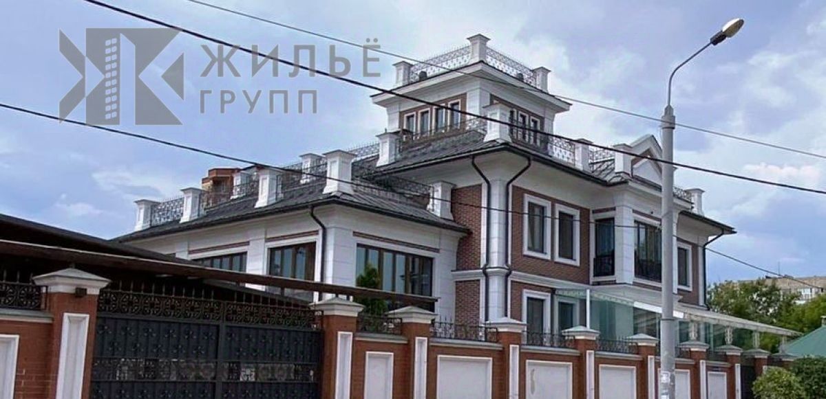 дом г Казань Кремлёвская ул Кызыл Армейская 30 фото 1