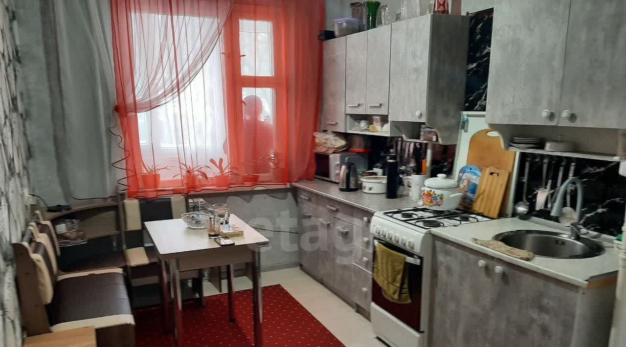 квартира г Симферополь р-н Железнодорожный ул Маршала Жукова фото 1