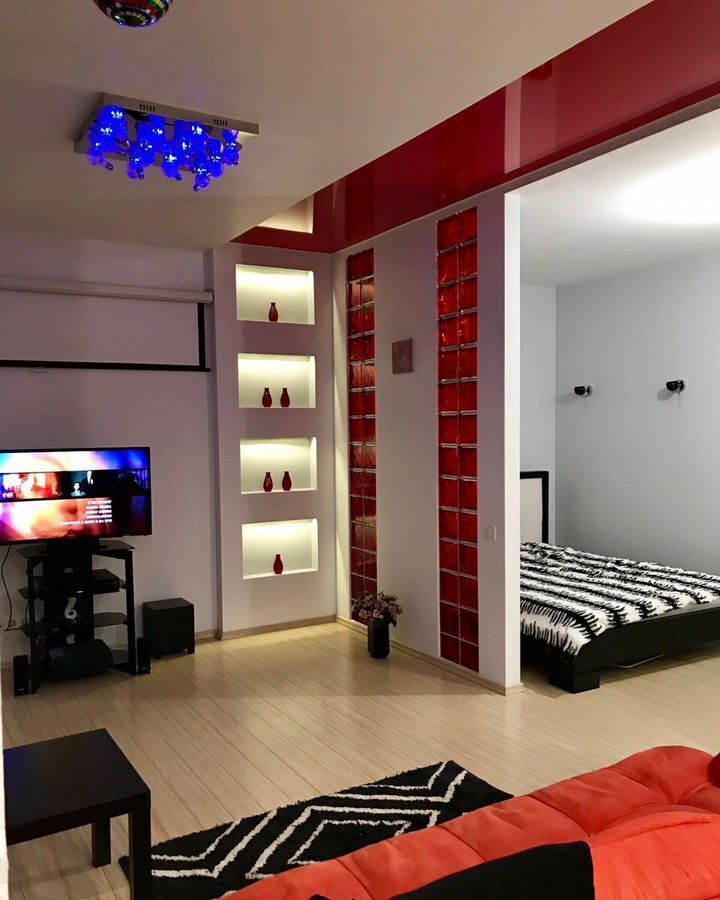 квартира г Красноярск р-н Советский ул Молокова 1к/1 фото 1