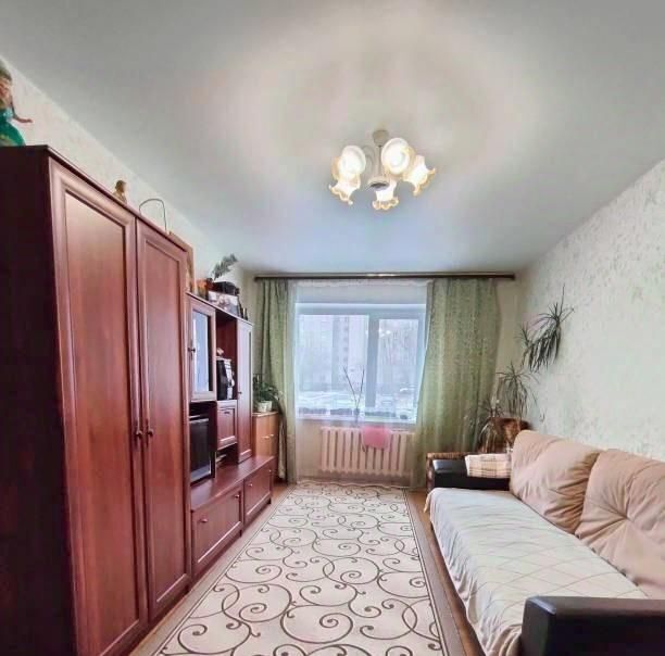 квартира г Череповец р-н Заягорбский ул Краснодонцев 41 фото 1
