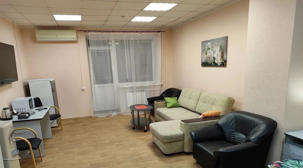 комната г Самара Российская ул Лейтенанта Шмидта 1с/1 фото 2