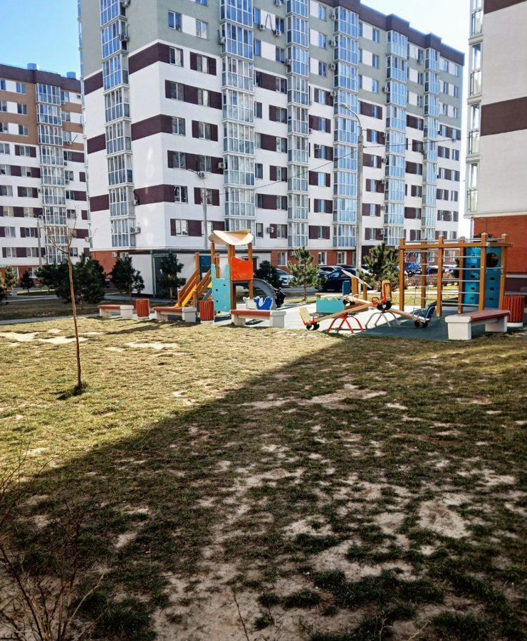 квартира г Волгоград р-н Кировский ул им. Гаря Хохолова 13 фото 12