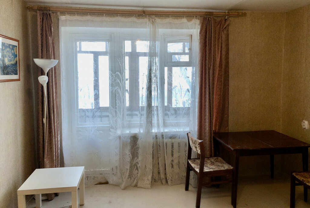 квартира г Саратов р-н Фрунзенский ул им Горького А.М. 26 фото 1