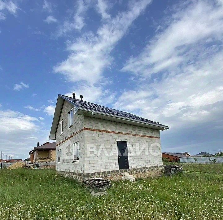 дом р-н Яковлевский г Строитель ул Алтынникова 38 фото 5