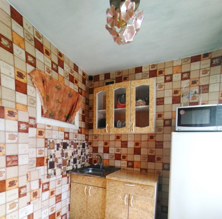 квартира г Осинники ул Ефимова 11 фото 8