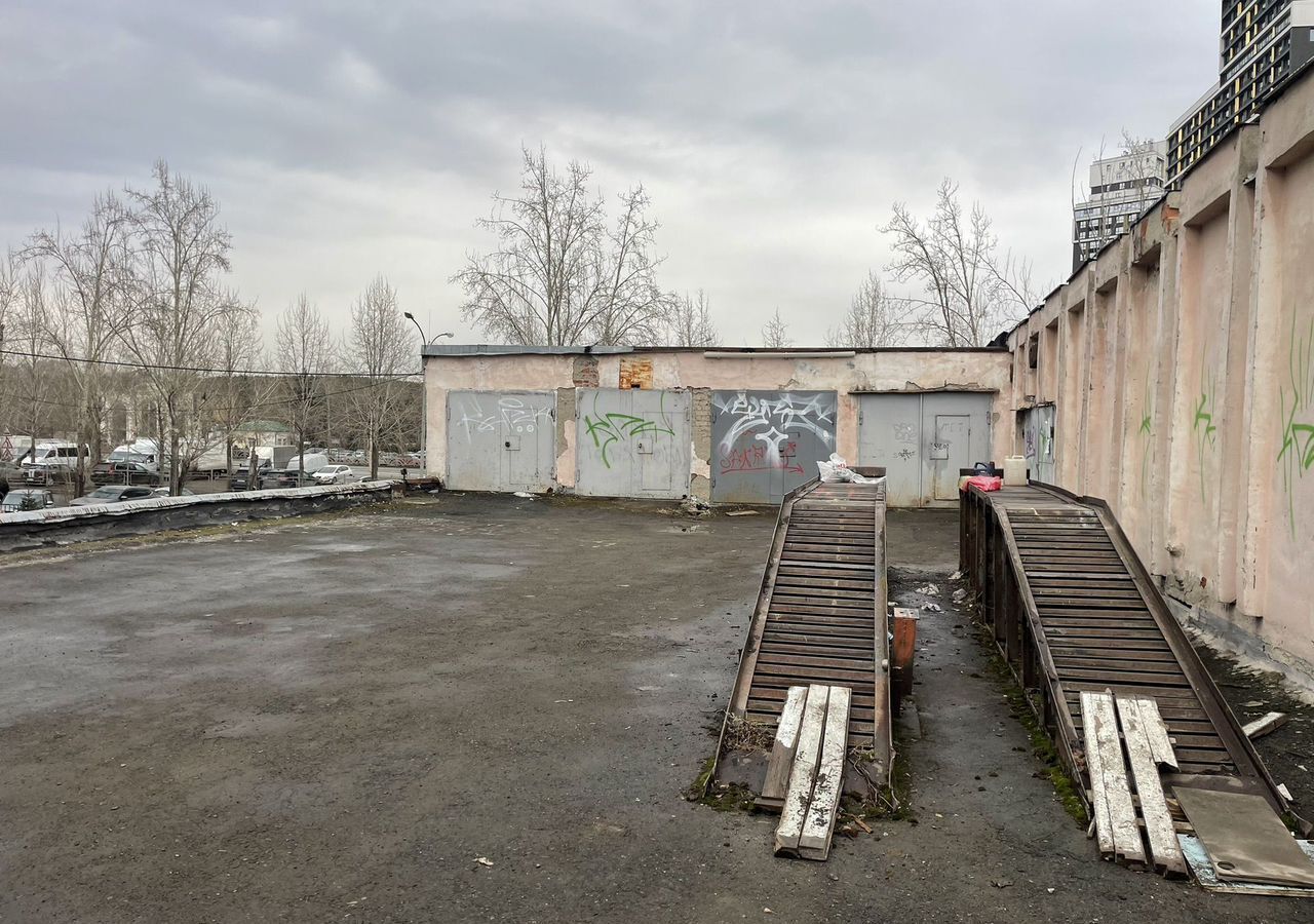 гараж г Екатеринбург р-н Октябрьский Чкаловская ул Ткачей 10 фото 3