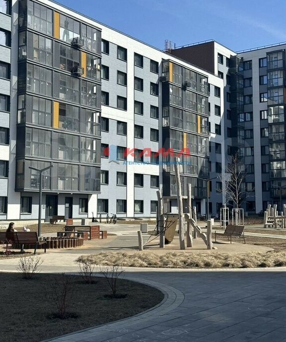 квартира г Набережные Челны р-н Комсомольский пр-кт Набережночелнинский 40 фото 1