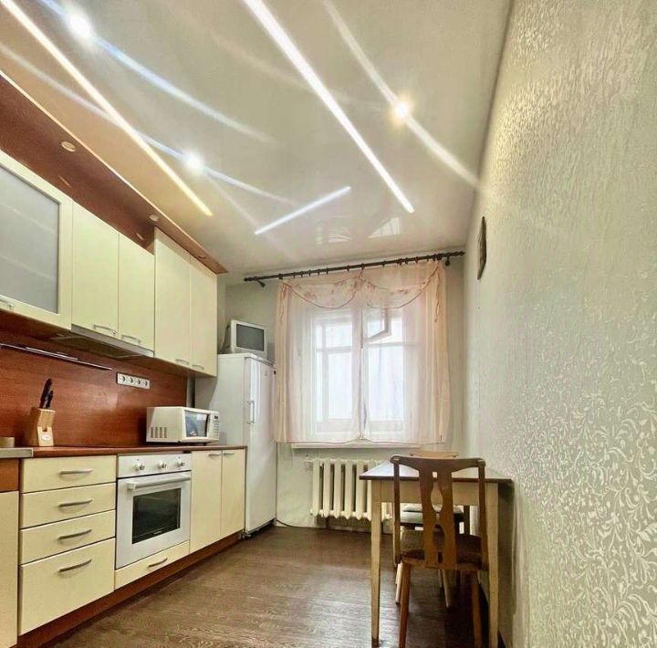 квартира г Мурманск р-н Ленинский ул Ростинская 3 фото 2