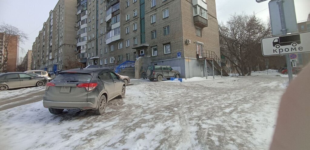 квартира г Новосибирск метро Площадь Гарина-Михайловского р-н Железнодорожный ул Челюскинцев 4 фото 2