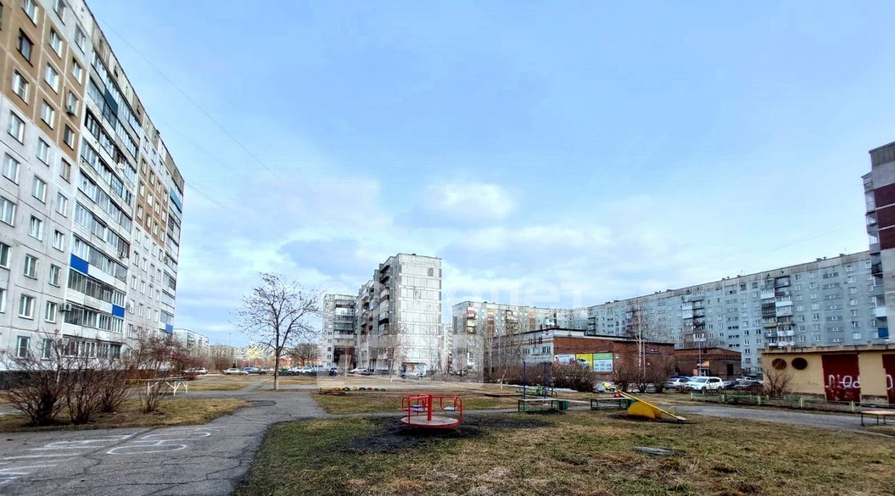квартира г Новокузнецк р-н Орджоникидзевский ул Зорге 24 фото 15