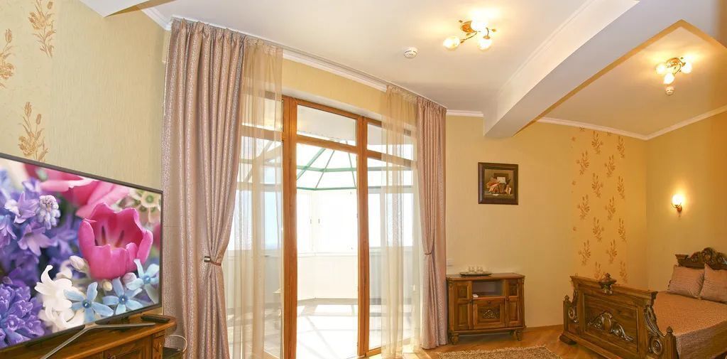 комната г Алушта с Солнечногорское ул Курортная 4д фото 6