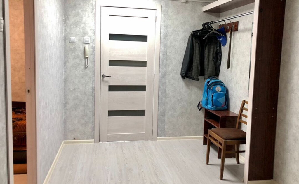 квартира г Красноярск р-н Железнодорожный ул Братьев Абалаковых 2 фото 1