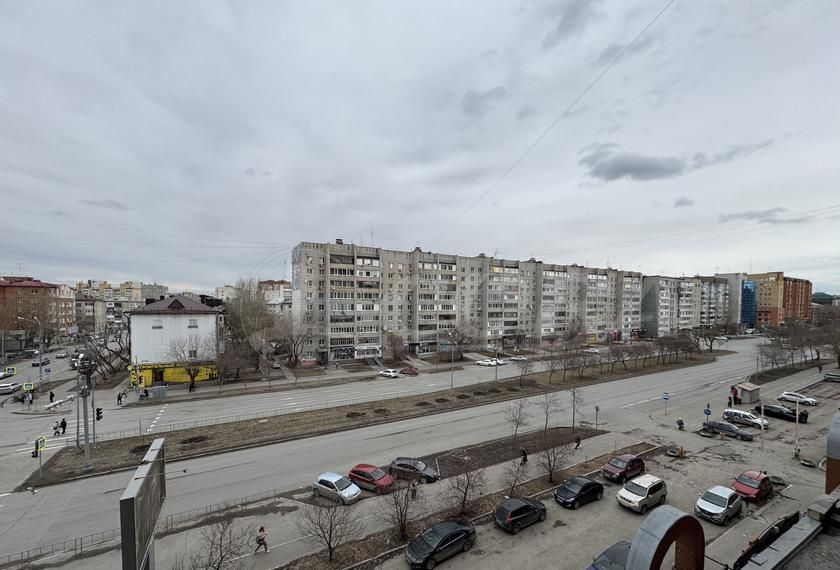 квартира г Тюмень р-н Центральный ул 50 лет Октября 24к/2 фото 15