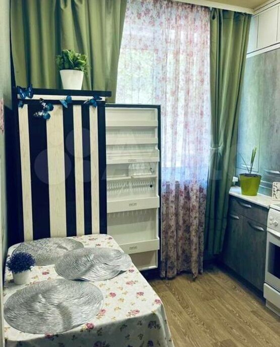 квартира г Волгоград мкр Ангарский ул им. Твардовского 12 фото 6