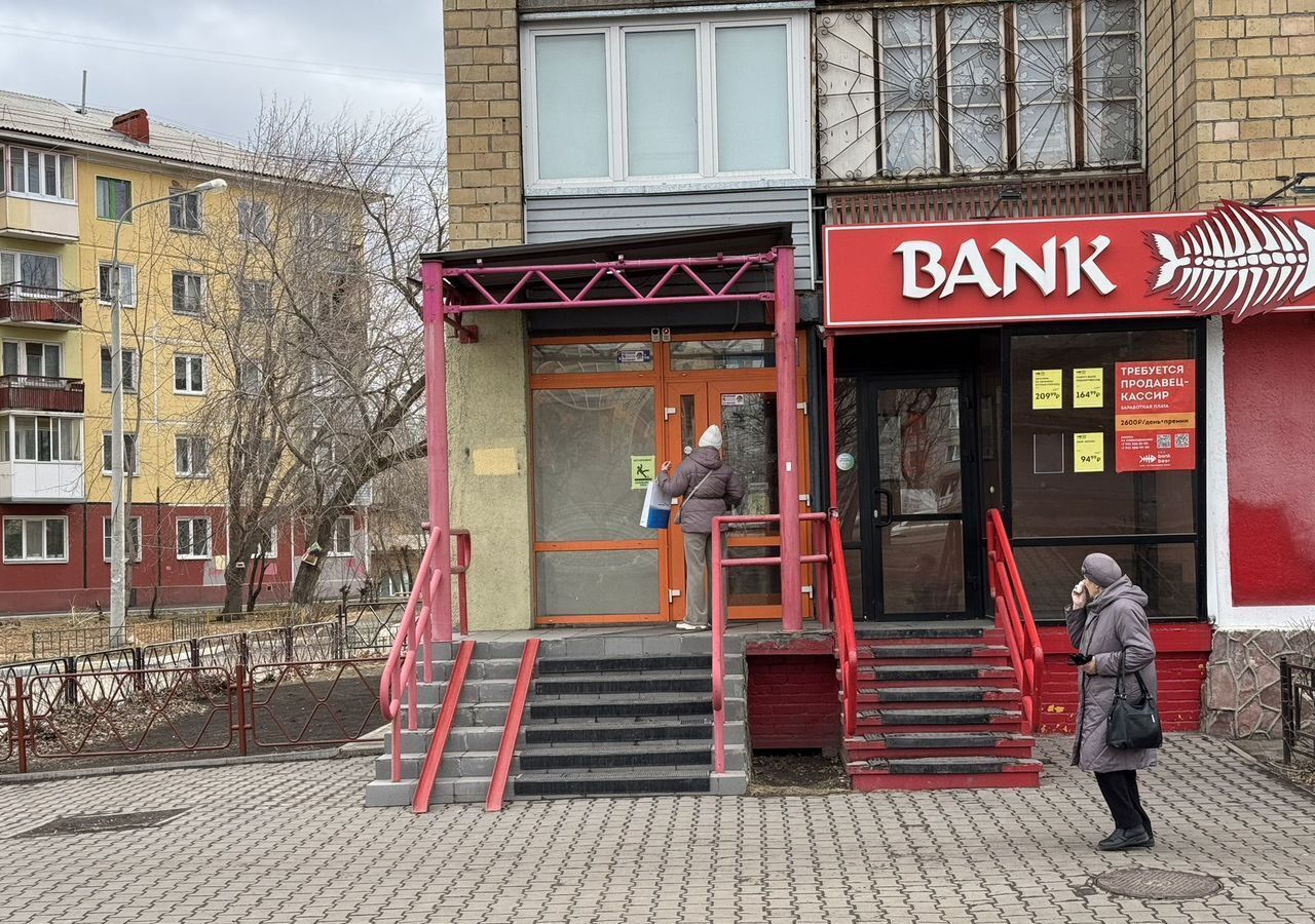 свободного назначения г Красноярск р-н Свердловский пр-кт им.газеты "Красноярский рабочий" 165 фото 1
