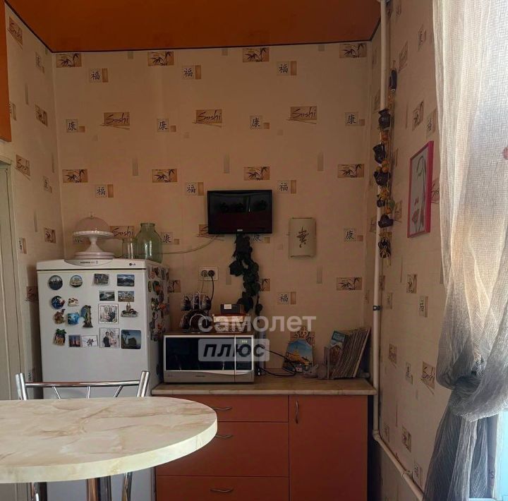 квартира г Волгоград р-н Дзержинский мкр Жилгородок ул Полесская 8 фото 16