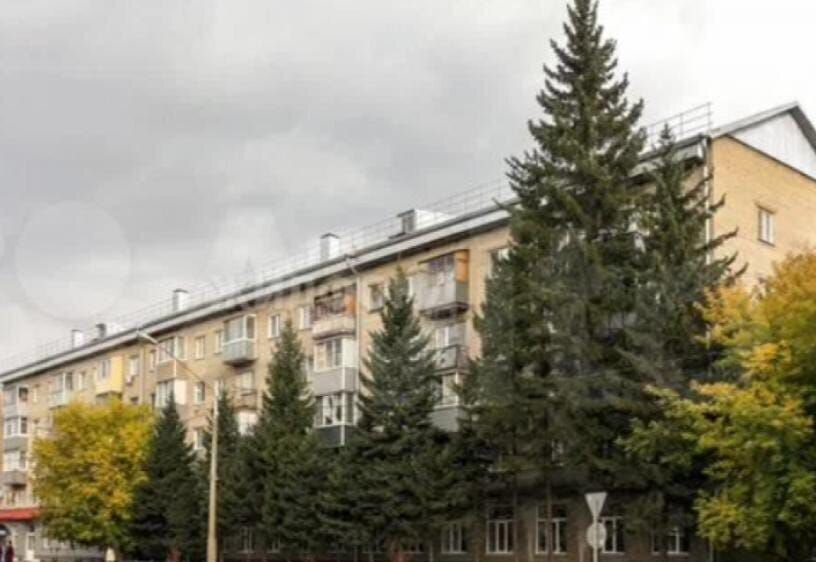 квартира г Барнаул р-н Октябрьский пр-кт Комсомольский 134 фото 1