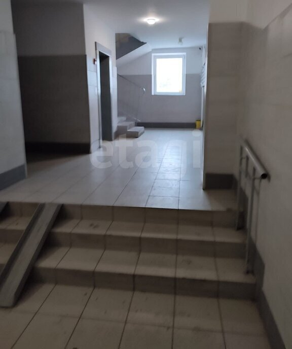 квартира г Омск б-р Архитекторов 8к/1 фото 4