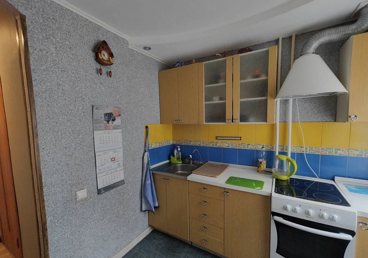 квартира г Челябинск р-н Калининский ул Молодогвардейцев 64а фото 3